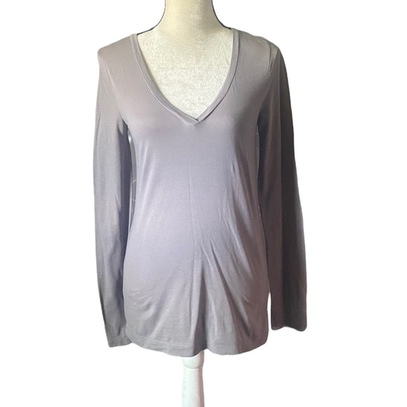 J CREW-LONG SLEEVE TSHIRT - Picture 1 of 6